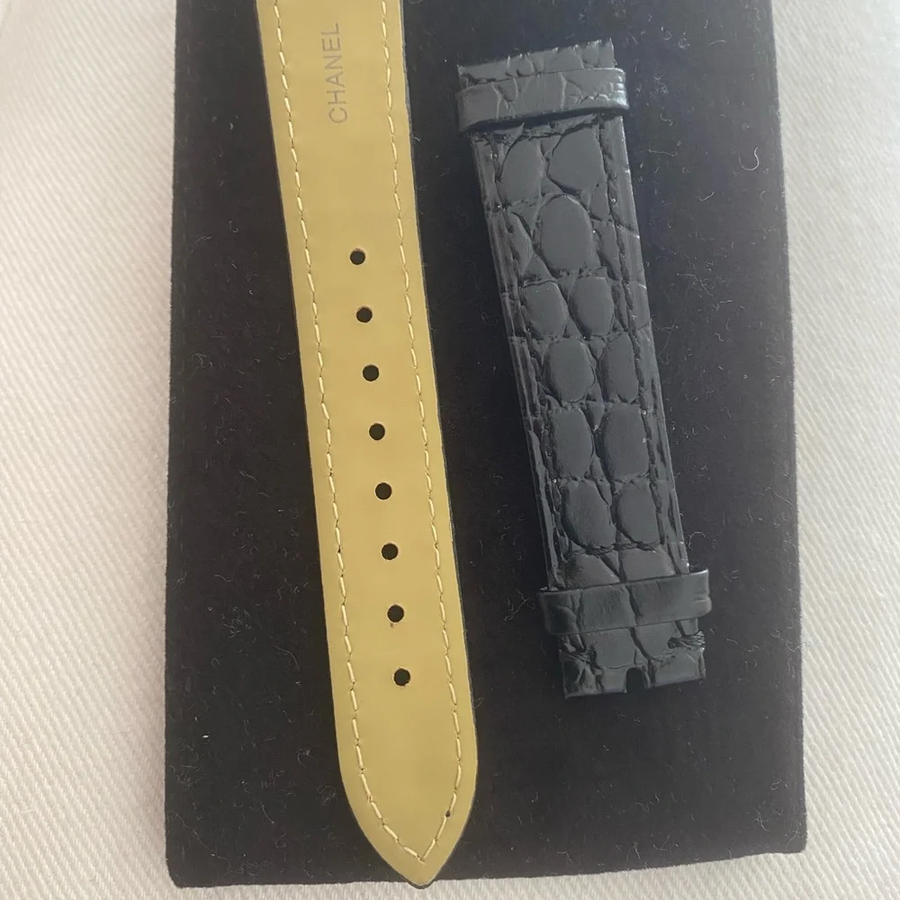 Vintage Chanel Black Leather Watch Strap 18mm and 16mm at the buckle
